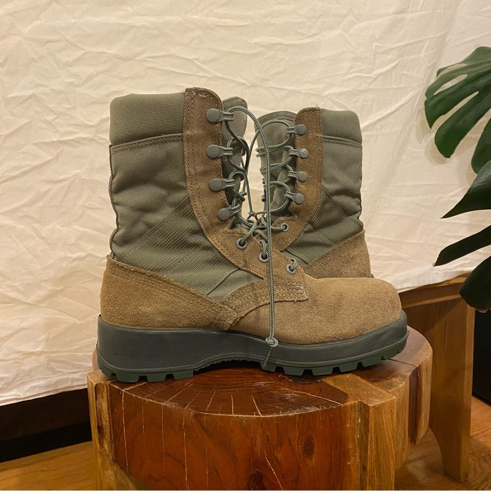 NEW Military Issued Combat Boots